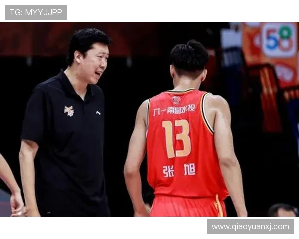 北京篮球队状态火热领跑最新篮球TOP10榜单分析与展望 北京篮球队状态火热领跑最新篮球TOP10榜单分析与展望