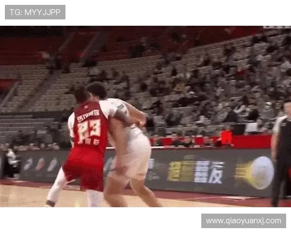 CBA季后赛精彩对决北京队与上海队全场录像回放及精彩瞬间分析