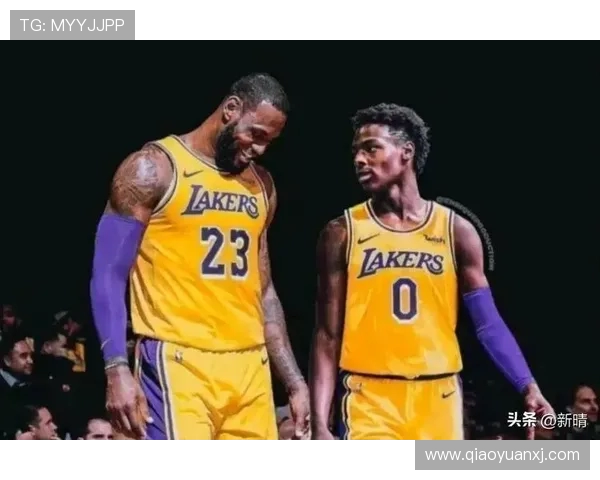 詹姆斯父子同台即将成真布朗尼正式宣布参加NBA选秀